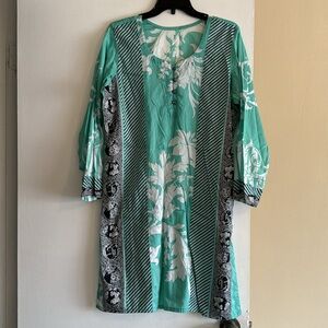 Pakistani kurta kameez